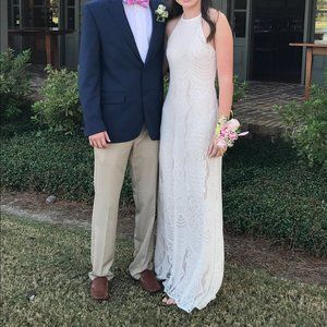 EUC Womens Morgan & Co. Ivory Lined Lace Full Length Formal/Prom Dress - 6/8